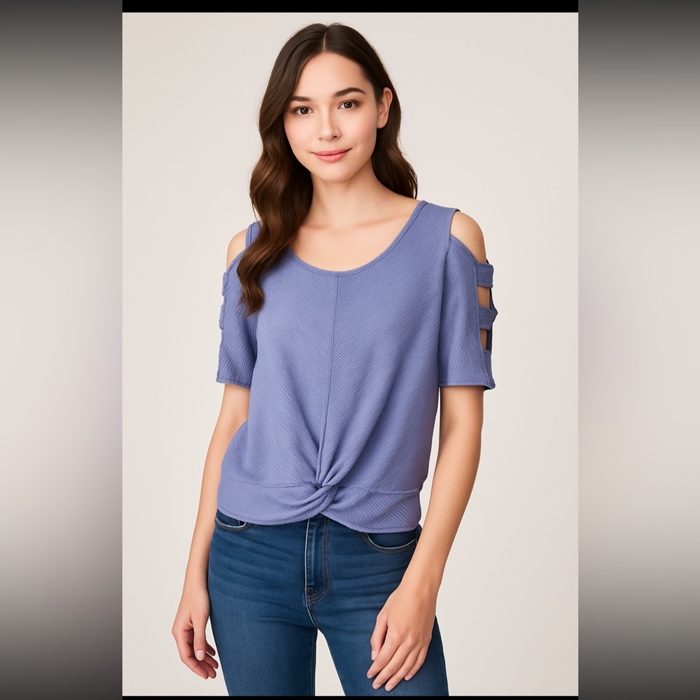 A. Byer Cold Shoulder Textured Knit Top – Size Large, Lavender Blue